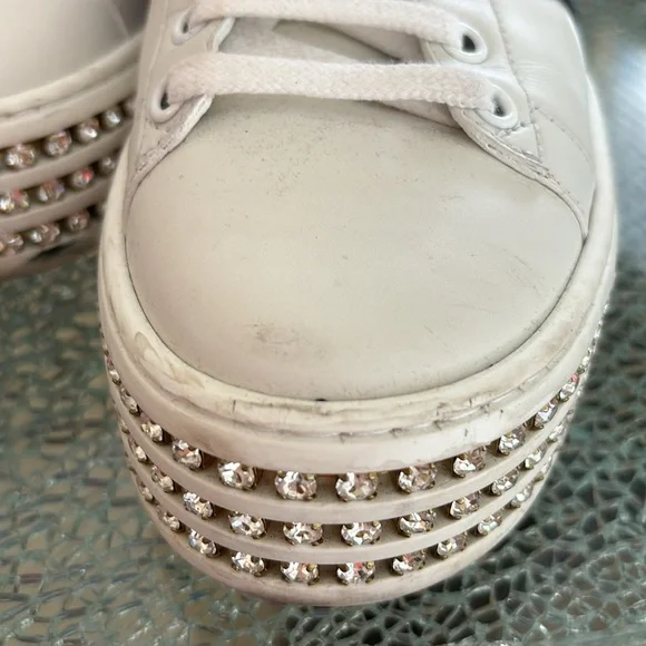 GUCCI Leather and Bee Detail with Ace Crystal Embellished Platform Sneakers - Picture 10 of 14